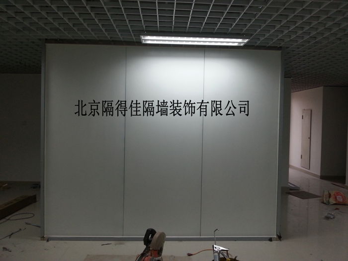 烤漆玻璃形象墙