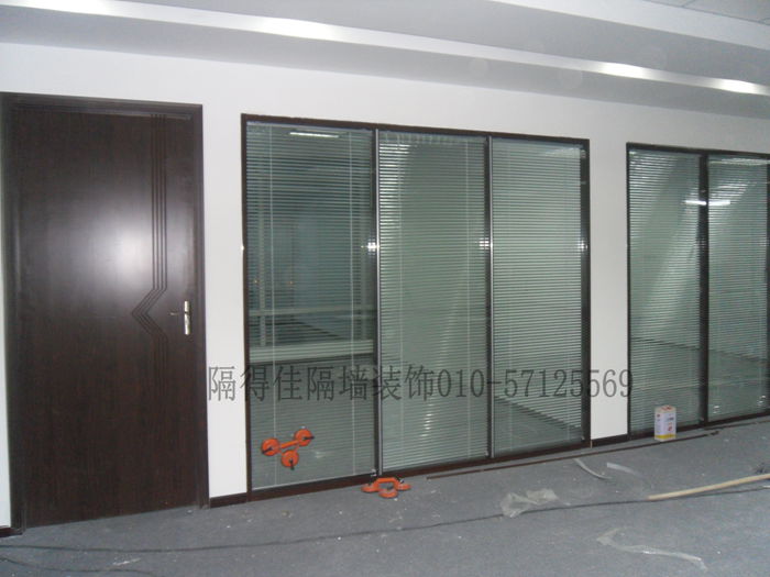 黑胡桃木纹转印隔断