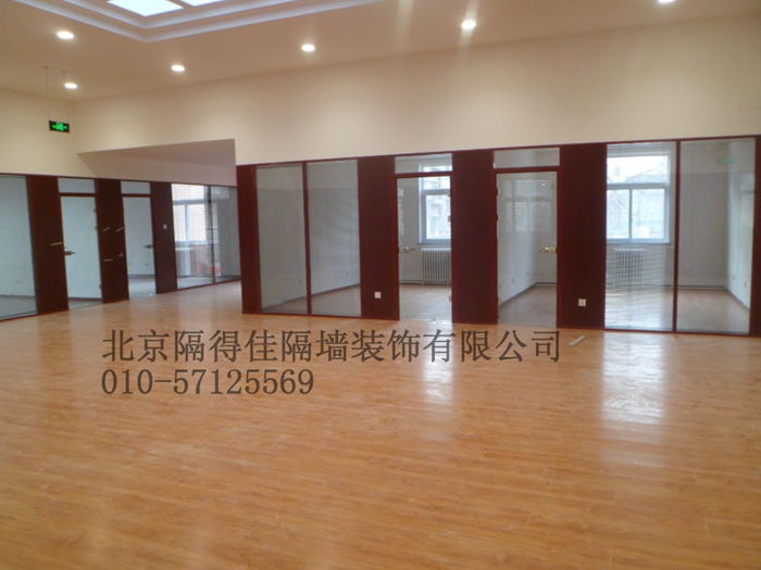 木纹转印框架双层玻璃隔断